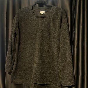 She+Sky Black Sweater V collar